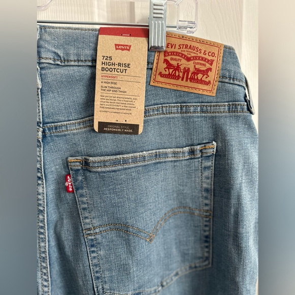 Levi 725 jeans NWT - Picture 8 of 11